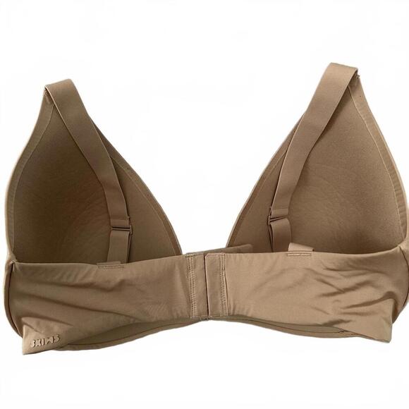 NWOT Skims Wireless Plunge Push Up Bra 36DDDD (US 36G, UK 36F) - Picture 2 of 4